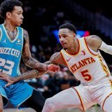 Dejounte Murray (5) a brillé samedi face aux Hornets KEYSTONE/EPA/ERIK S. LESSER